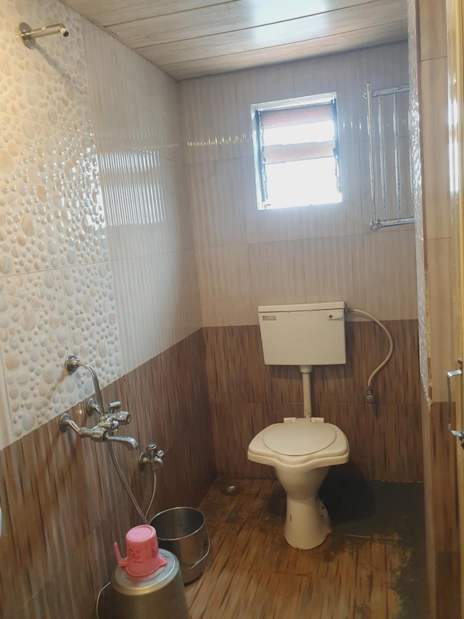 马泰兰 Hiral Residency酒店 外观 照片
